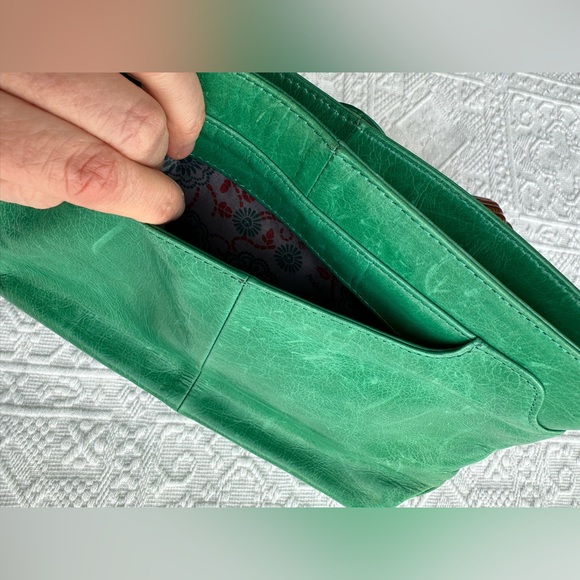 HOBO Intl. Leather Vintage Green Shoulder bag - Picture 7 of 12